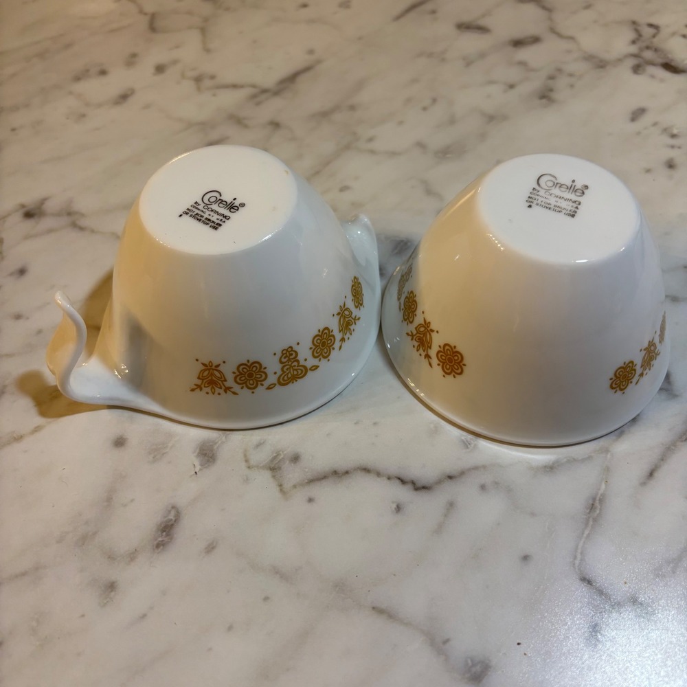 Corelle Butterfly Gold Coffee Tea Cups Hook Handle Vintage Corning Set of 2